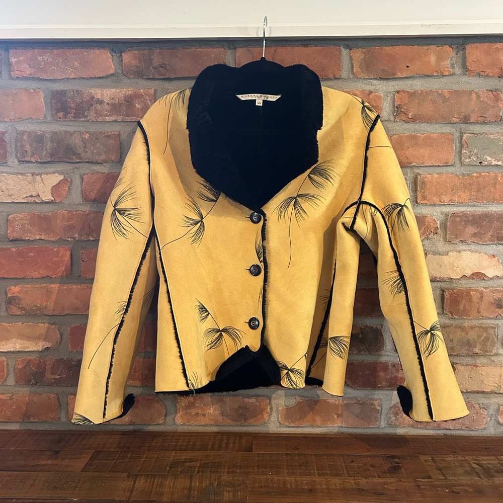 Womens Yellow Floral Faux-Suede Blazer with Black Trim